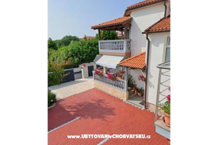 Apartmani Mila-Casa Bianca  Medulin Hrvatska