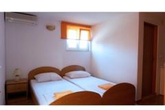 Apartmani Rodić-Kutleša Soba 8 – S1a foto 2