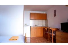 Apartmani Rodić-Kutleša Soba 8 – S1a foto 4