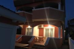 Apartmani na plaži 'BRALIC' Apartman 1 – A 2+1 foto 5