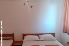 VILLA BERNARD..150 m plaža DRAŽICA Apartman 1 – A4+1 apart foto 2