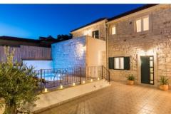Holiday Kuća Brač Apartman 1: (8+0) – BRAČ VILLA foto 1