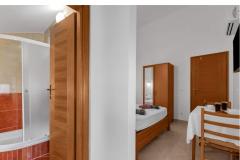 Pine Canopy Studios and Apartmani Apartman 9 – A10 foto 4