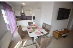 Apartmani Paula Apartman 1 – A4 + 2 foto 3