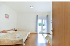 Apartmani Lavanda  Apartman 2 – I KAT DVOR foto 3