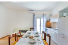 Apartmani Lavanda  Apartman 2 – I KAT DVOR foto 4