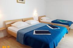Apartmani Ribica 1 Apartman 3 – R7 foto 1