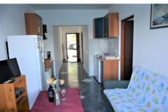 Adria Maja Apartman 2 – 9 foto 3