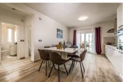 Villa Stella with Pool Apartman 2 – Top 5 foto 1