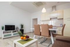 Apartmani Ujaković Apartman 2 – A5+1 foto 2
