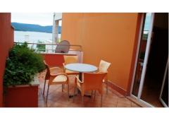 Apartmani Deak Komarna Apartman 7 – 7zeleni3+2 foto 1