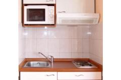 Apartmani Deak Komarna Apartman 1 – AP1 rozi foto 5