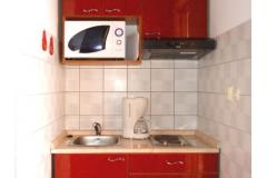 Apartmani Deak Komarna Apartman 2 – BR.2crveni foto 3