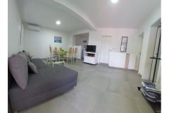 Apartmani Luna Apartman 1: (4+2) – A1 foto 3