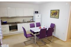 Apartmani Klarić Apartman 2 – ljubičasti foto 2