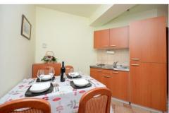 Apartmani VEJA Apartman 1: (4+1) – //1-2 foto 2