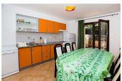Apartmani Željko-Baška Apartman 1 – A1-PRIZEM foto 1