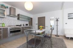 Apartmani &amp; Sobe DDD2 Apartman 2 – GREY STUD foto 3