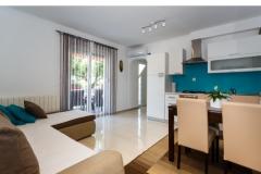 Apartmani Ostojić Apartman 2 – A3+1 foto 2