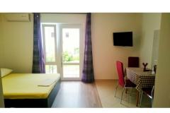 Apartmani Gojak Makarska Apartman 1 – 2+1 rozi foto 5