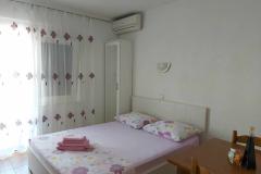 Apartmani Tamburović Soba 6 – soba foto 1