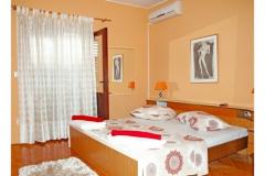 Apartmani Centar Makarska Apartman 1 – app- bijel foto 3
