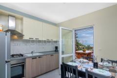 Hot Tub Luxury Apartmani + beach p Apartman 2 – Darius foto 4