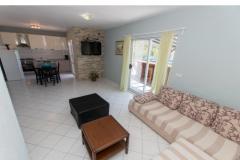 Apartmani sa bazenom Apartman 3 – MAIDARI foto 5