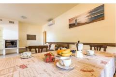 Apartmani  Apartman 1 – Prizemlje foto 1
