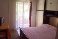 Sobe Marta Soba 4 – Vrt foto 1