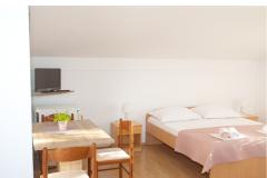 Apartmani Iva Soba 6 – App br.7 foto 1