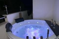 u2 adria Apartman 2 – & jacuzzi foto 1