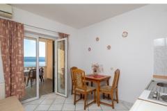Family Sobe &amp; Apartmani Omis Apartman 4 – 202 foto 1