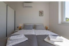 Dolphin view + pool by the beach Apartman 1: (4+0) – Dolphin I foto 2