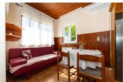 Apartmani Adriana Apartman 1 – A-02-house foto 5