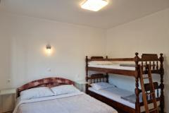 Apartmani Cvekan Apartman 2 – Terasa vrt foto 1
