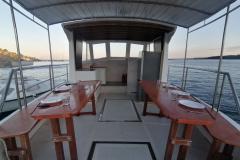 Tourist boat - Robinson Tourism Apartman 1 – Adventure foto 1