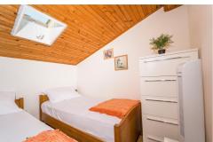 Apartmani Neda  Apartman 3 – četvorka foto 2