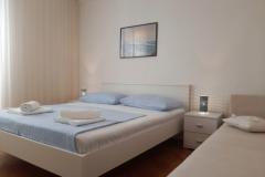 Apartmani Mila Apartman 2 – 6 + 2 foto 4
