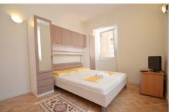 Apartmani Milan Apartman 2 – 2.kat foto 1