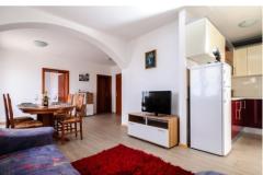 Apartmani Andreja Apartman 2 – The red foto 4