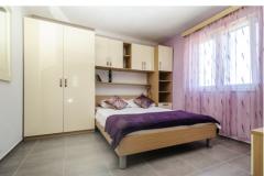 Apartmani Andreja Apartman 3 – The purple foto 3