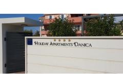 Holiday Apartmani Danica ****  Apartman 4 – Holiday4Yo foto 1