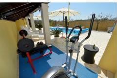 Apartmani Simoni Apartman 1 – pool foto 1
