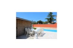 Kuća with swimming pool Apartman 1 – Kuća-bazen foto 1