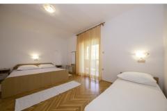 APARTMANI DEBELIĆ Apartman 2 – Dobrila 2 foto 3