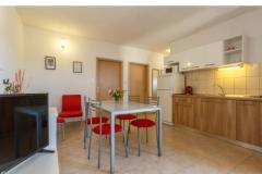 Apartmani Laim Apartman 2 – Crveni foto 1