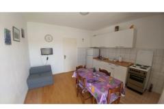 Apartmani Nikola Bego Apartman 2 – Lavanda foto 3