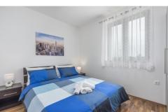 Apartmani Kimi with swimming pool  Apartman 1 – APP V foto 3