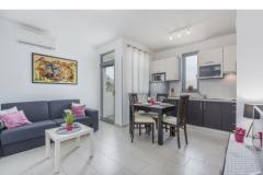 Apartmani Kimi with swimming pool  Apartman 4 – APP M foto 1